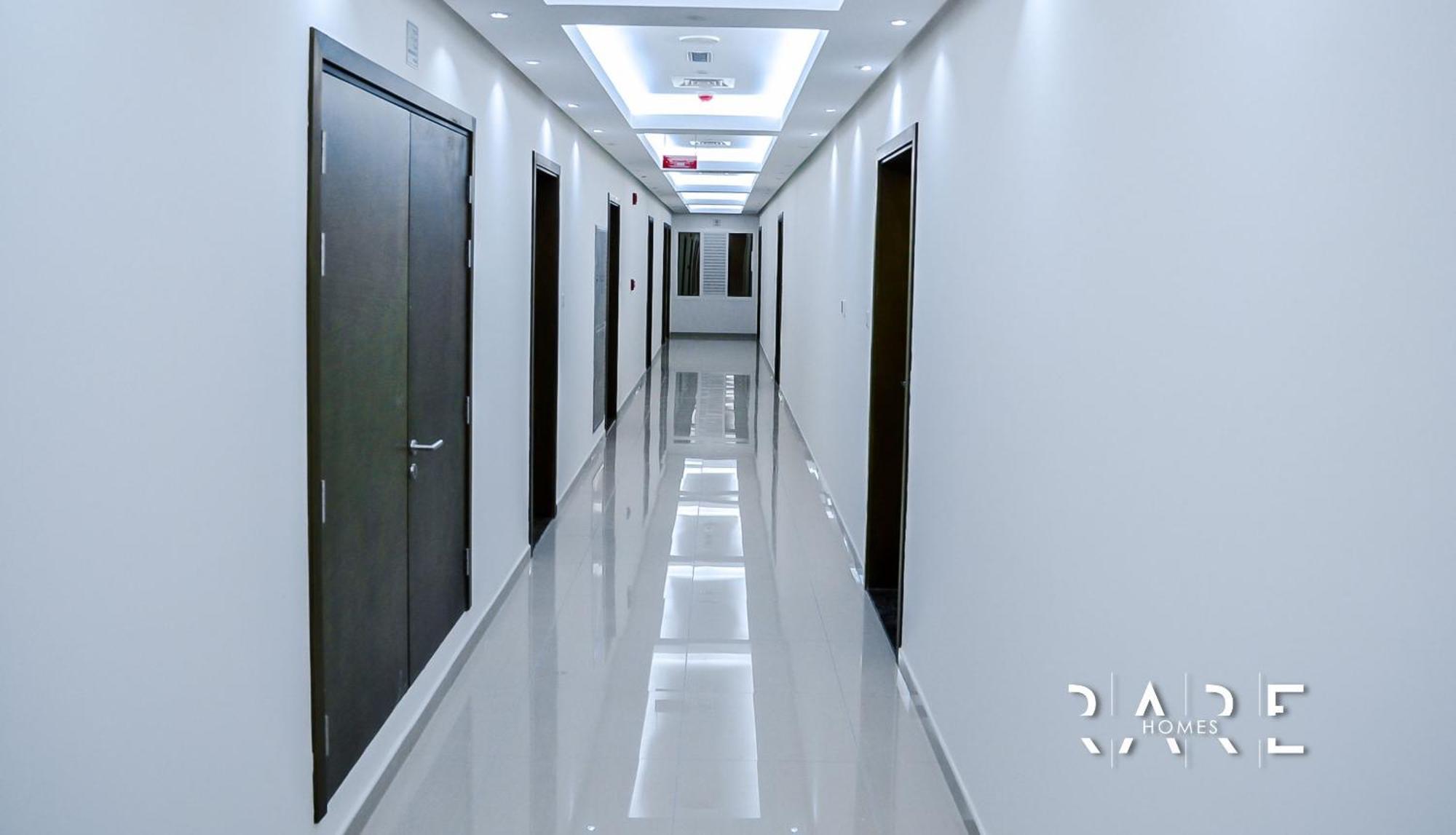 Rare Homes - Jumeirah Village Circle - Near Circle Mall - Botanica Tower - R105 Apartment *