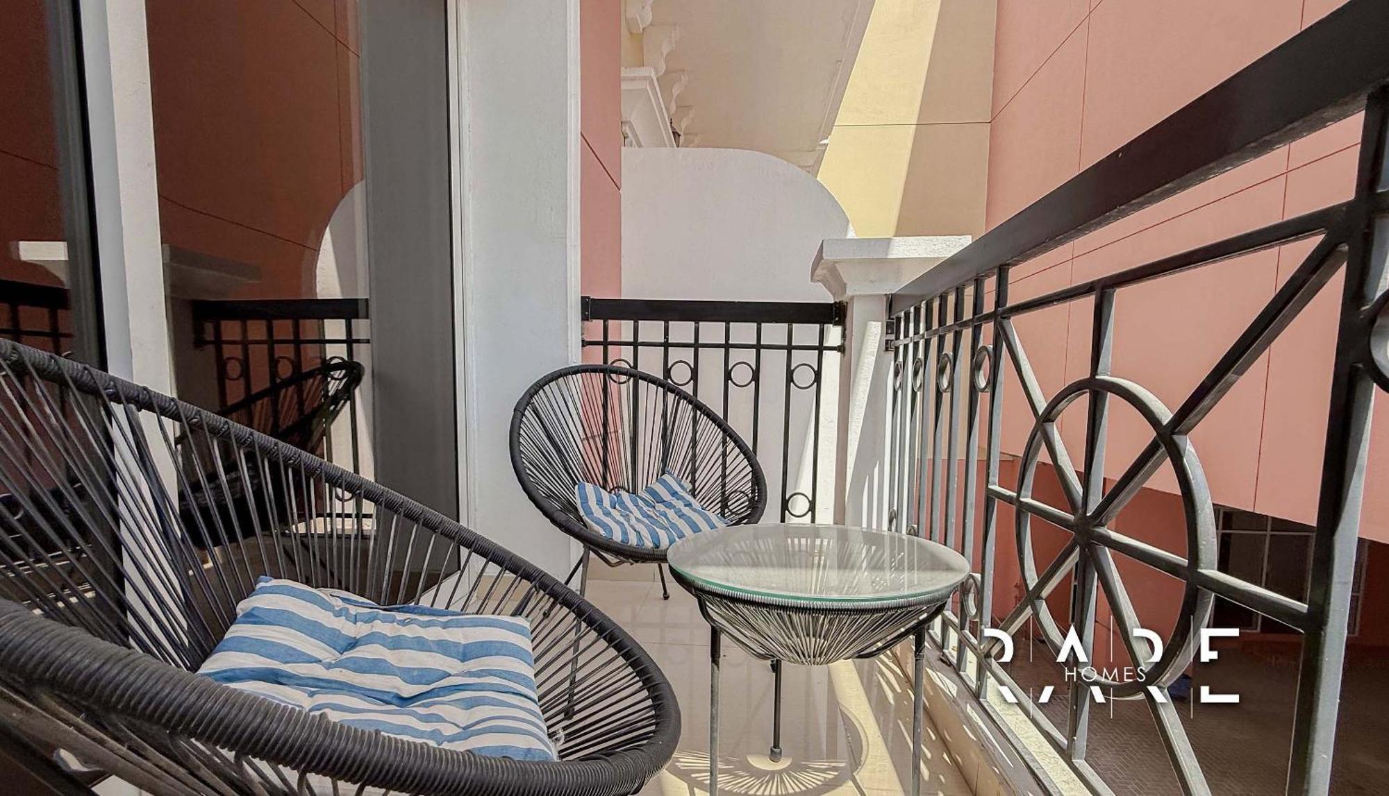 Rare Homes - Jumeirah Village Circle - Near Circle Mall - Botanica Tower - R105 Apartment *